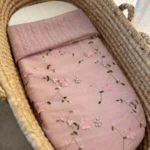 Copertina tulle rami di fiori